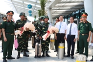 欢迎老挝人民军赴越参加阅兵活动的力量